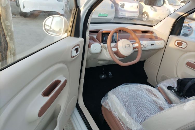 奔腾小马 2026款 222km 萌趣马 Plus中控内饰7003