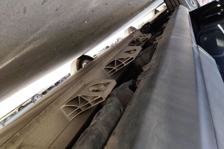 零跑汽车 零跑T03 2021款 400轻享版 三元锂局部细节9002