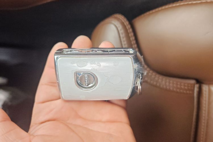 沃尔沃XC90 2019款 T6 智雅版 7座 国VI中控内饰11