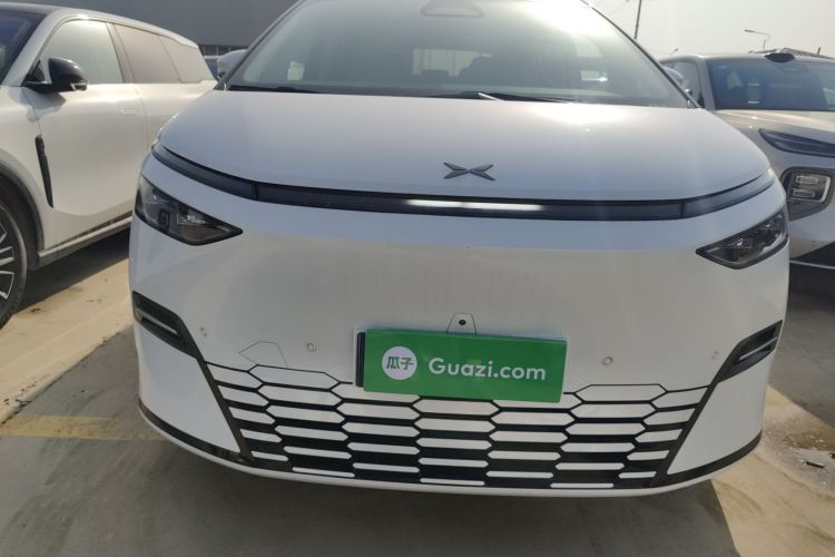 小鹏X9 2025款 740超长续航 Max车身外观2