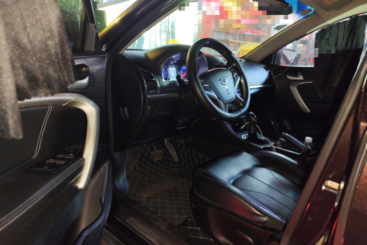 吉利汽车 帝豪 2015款 三厢 1.3T CVT向上版中控内饰7003