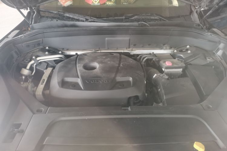 沃尔沃XC90 2019款 T5 智逸版 5座 国VI机舱底盘24