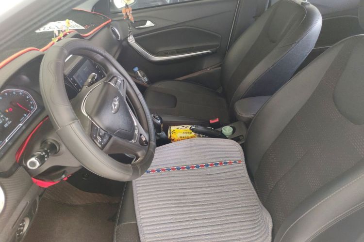 奇瑞 瑞虎3X 2018款 1.5L 手动精英版局部细节19