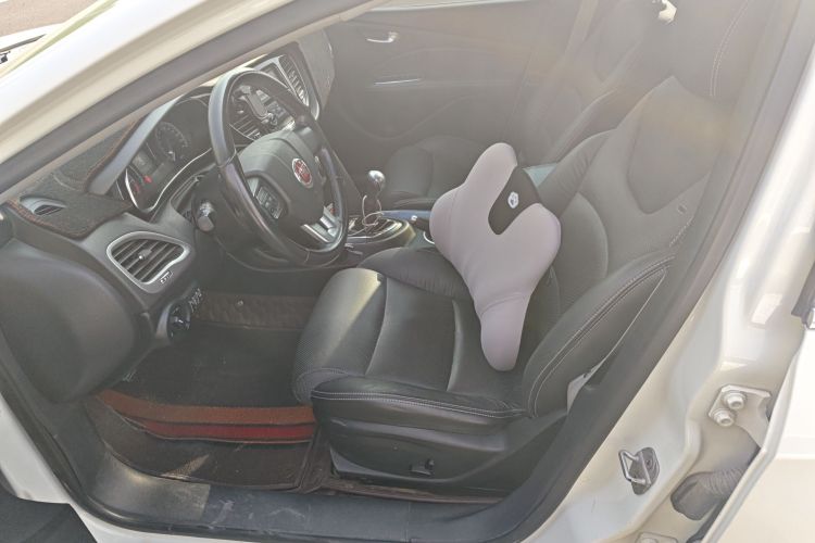 菲亚特 菲翔 2014款 1.4T 手动劲享版中控内饰19