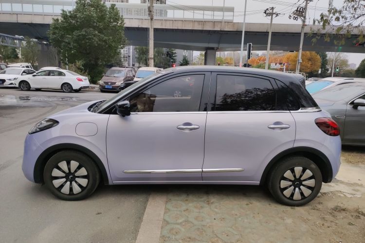 五菱汽车 五菱缤果 2025款 410km 灵犀尊享款车身外观4