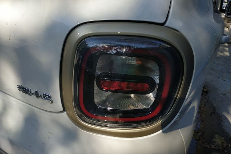 奔腾小马 2026款 222km 萌趣马 Plus车身外观9