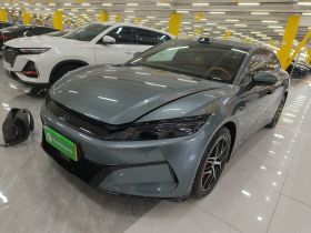 比亚迪 汉L 2025款 DM-p 四驱激光雷达旗舰型