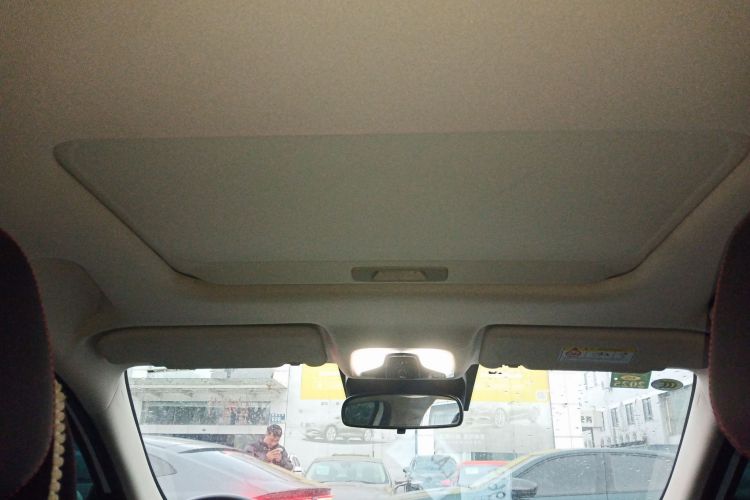 奇瑞 艾瑞泽5 PLUS 2021款 小泽 1.5T CVT享PLUS中控内饰22