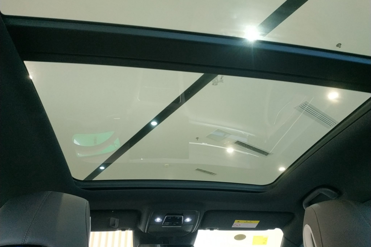 比亚迪 宋PLUS新能源 2025款 EV 智驾版 605km 旗舰型中控内饰22