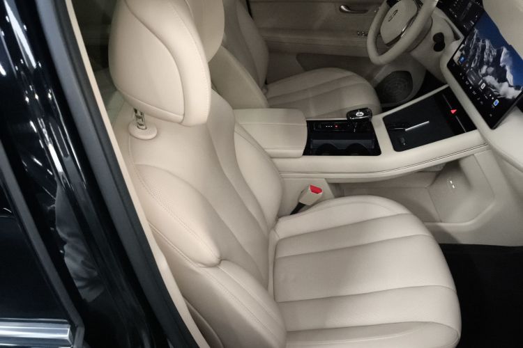 鸿蒙智行 问界M7 2024款 1.5T 智驾后驱Pro版 6座局部细节41