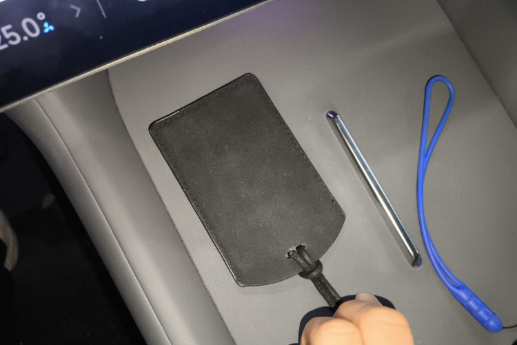 小米汽车 小米YU7 2025款 超长续航后驱版中控内饰11