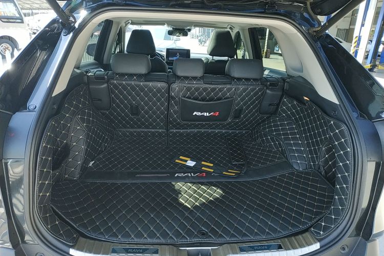 丰田 RAV4荣放 2020款 双擎  2.5L E-CVT两驱精英版局部细节23