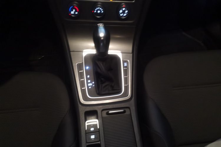 大众 高尔夫 2014款 1.4TSI 自动舒适型中控内饰18