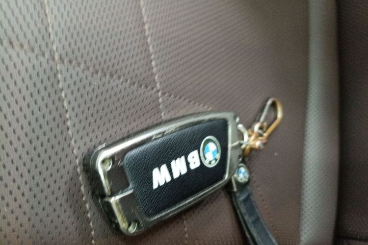 宝马X1 2023款 sDrive25Li X设计套装中控内饰11