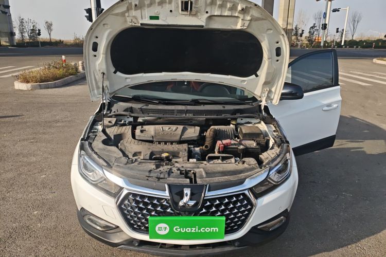 纳智捷 U5 SUV 2017款 1.6L CVT爵士版机舱底盘24