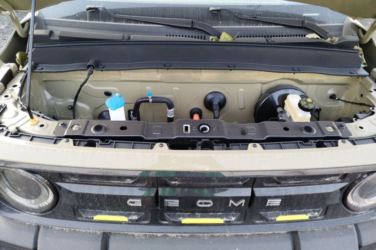 吉利银河 2025款 210km 熊猫骑士机舱底盘24