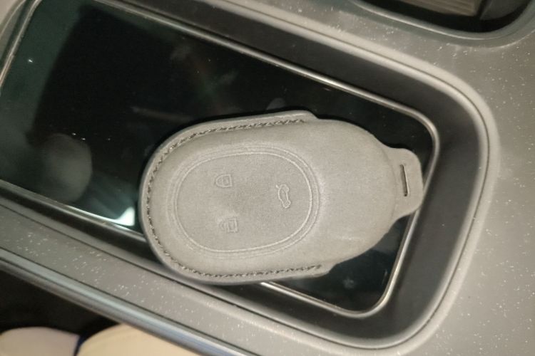 蔚来ET5 2022款 75kWh中控内饰11