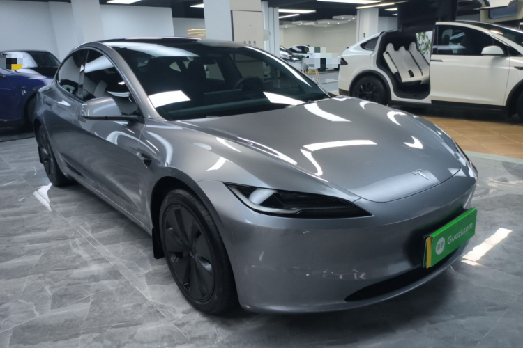 特斯拉 Model 3 2023款 长续航全轮驱动版车身外观6002
