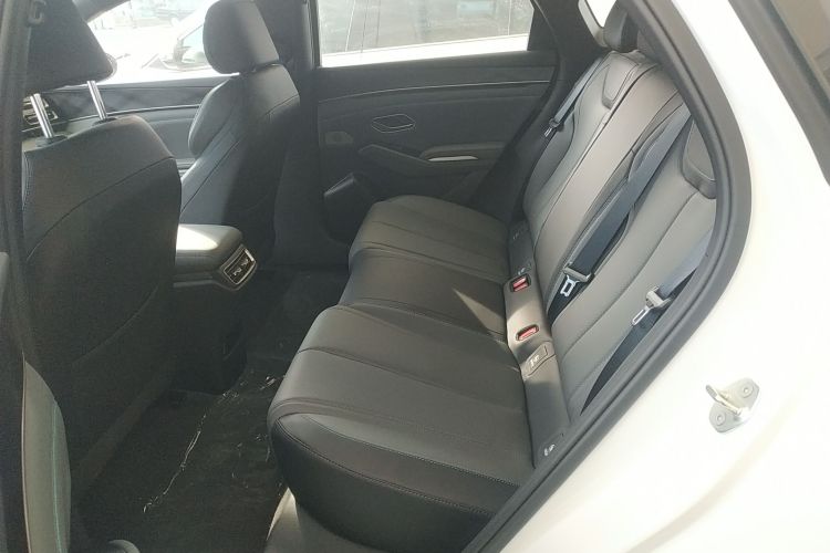 比亚迪 秦L 2024款 DM-i 80KM超越型中控内饰21