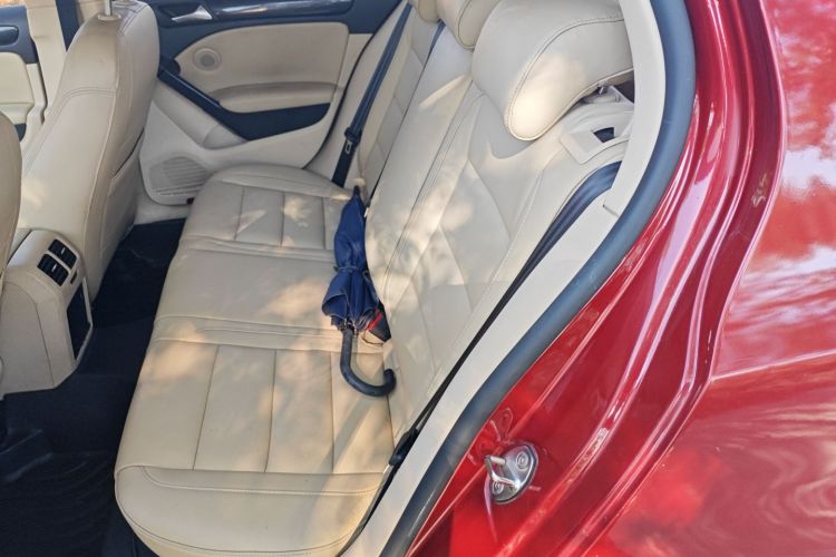 大众 高尔夫 2012款 1.6 自动舒适型中控内饰7004