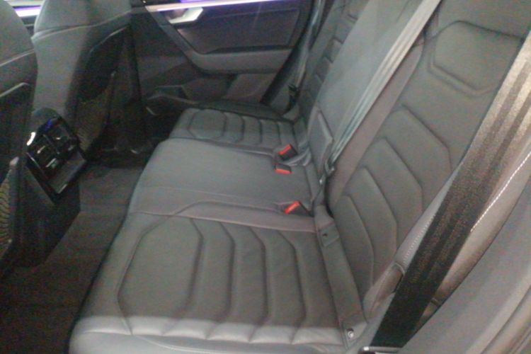 大众 途锐 2019款 2.0TSI 锐翼版 国V中控内饰21