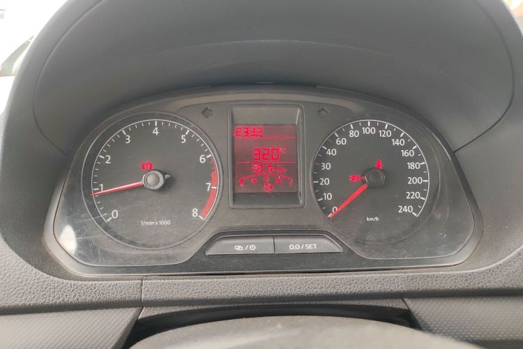 大众 捷达 2013款 1.6L 手动时尚型中控内饰14