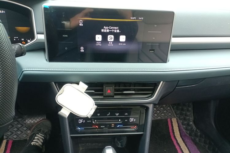 大众 途岳 2023款 300TSI 两驱皎月版中控内饰16