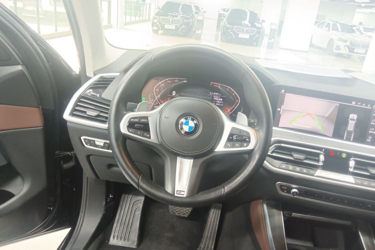 宝马X5(进口) 2021款 改款 xDrive30i M运动套装中控内饰13