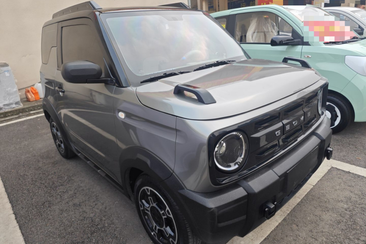 吉利银河 2025款 210km 熊猫骑士车身外观3