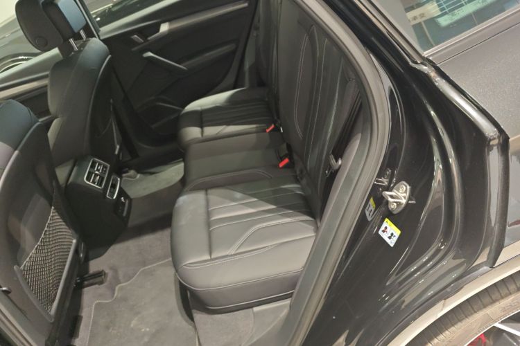 奥迪Q5L 2024款 45 TFSI 豪华动感型中控内饰21