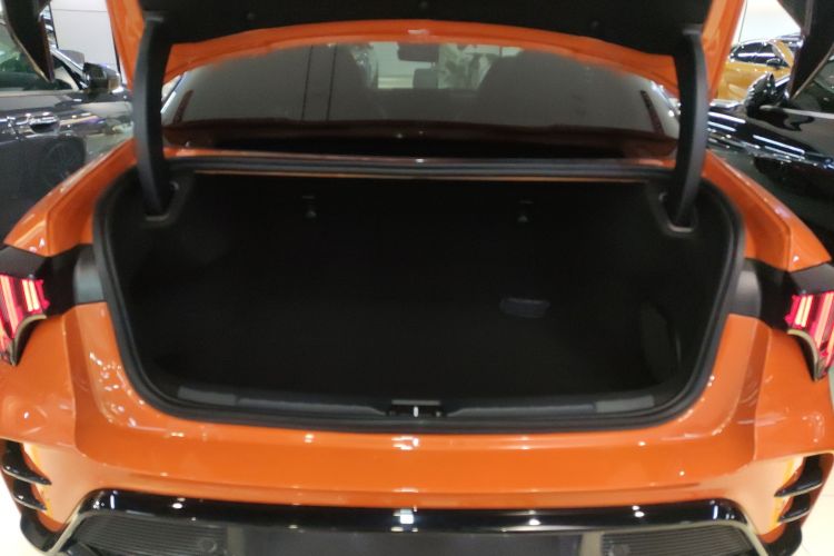 领克03 2025款 2.0TD DCT冠军版Pro机舱底盘23