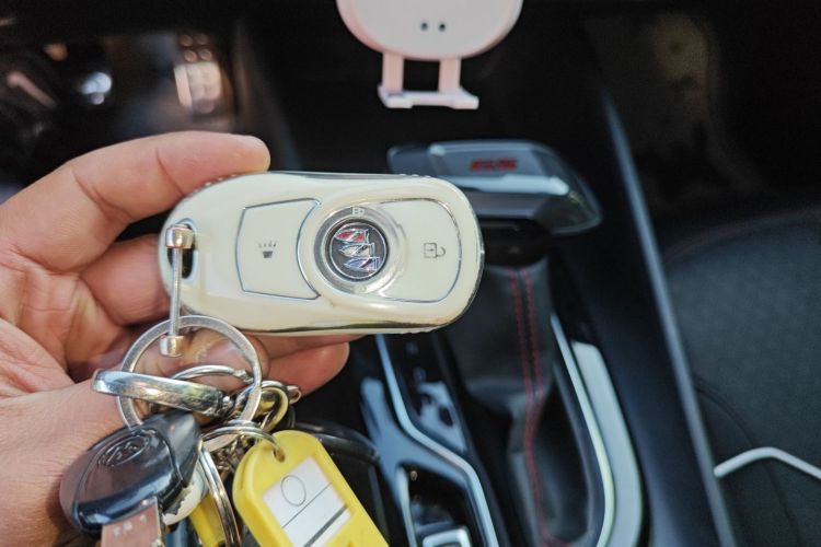 别克 威朗 2023款 Pro GS 猎风版中控内饰11