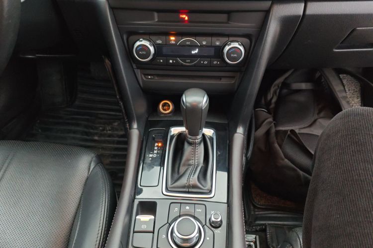 马自达3 昂克赛拉 2017款 三厢 2.0L 自动旗舰型 国V局部细节18