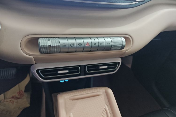 比亚迪 海鸥 2025款 305km 活力版中控内饰18