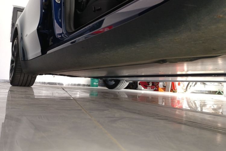 特斯拉 Model Y 2022款 长续航全轮驱动版局部细节9001