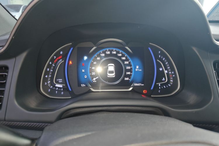 现代 领动 2020款 1.4T 双离合炫动·活力型中控内饰14