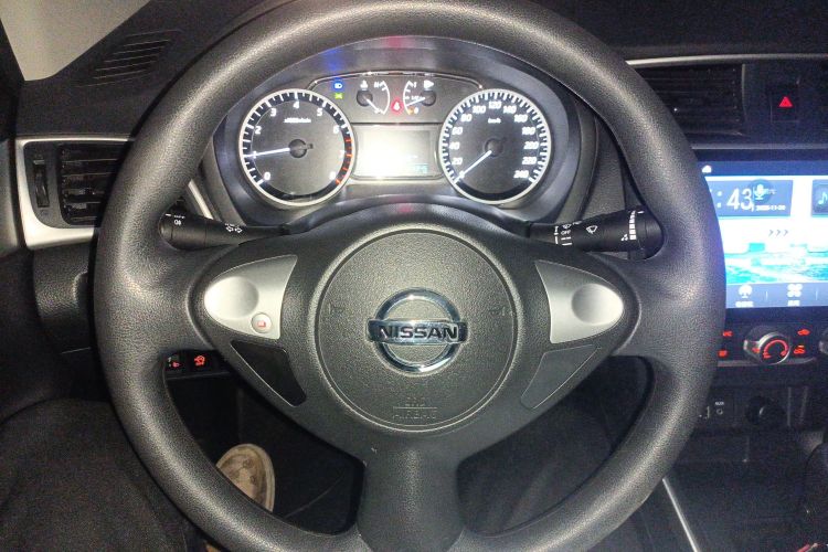 日产 轩逸 2022款 经典 1.6XE CVT舒适版局部细节13