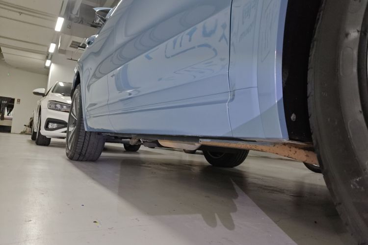 理想汽车 理想ONE 2021款 增程6座版局部细节9001