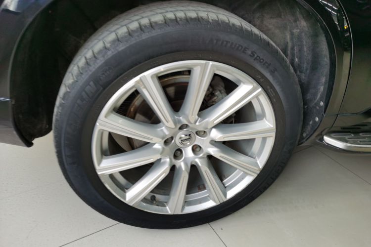 沃尔沃XC90 2018款 T6 智雅版 7座车身外观6008