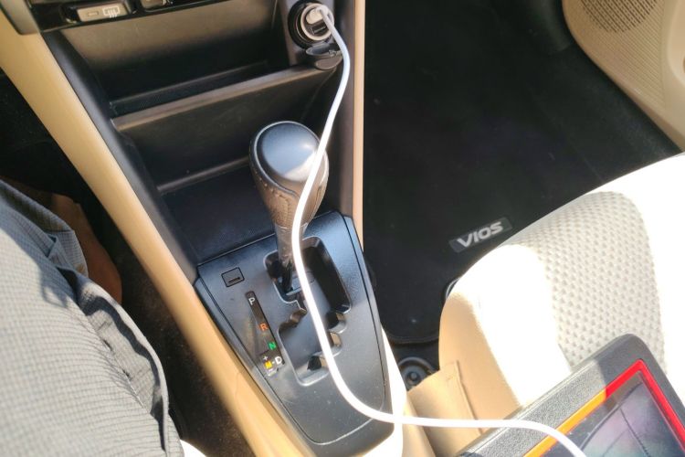 丰田 威驰 2017款 1.5L CVT创行版中控内饰18