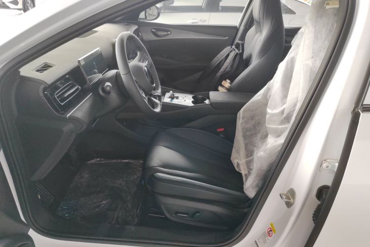 比亚迪 海豹06新能源 2024款 DM-i 120KM尊荣型中控内饰19