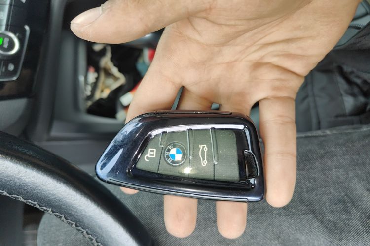 宝马X1 2019款 sDrive18Li 时尚型中控内饰11