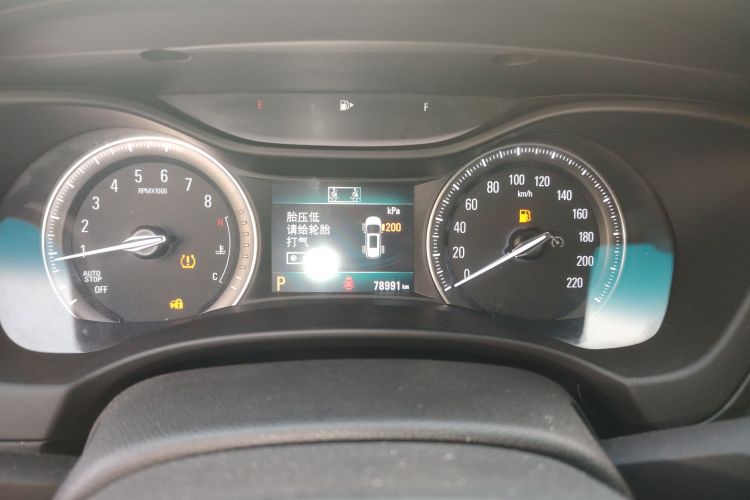 别克GL6 2019款 18T 6座互联豪华型 国V中控内饰14