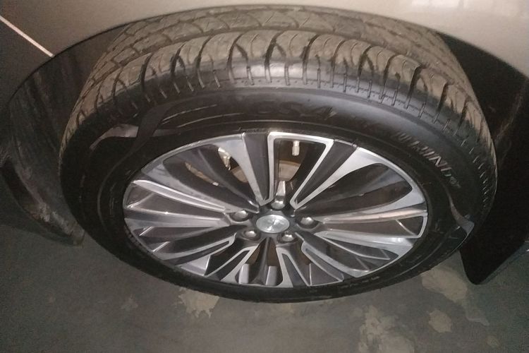 别克GL8 2021款 ES陆尊 653T 豪华型车身外观6006