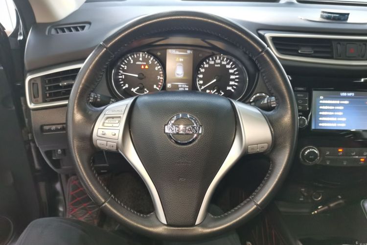 日产 逍客 2017款 2.0L CVT豪华版 国V局部细节13