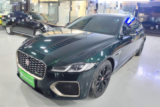 捷豹XFL 2023款 XFL 2.0T P250 两驱精英运动鎏金版