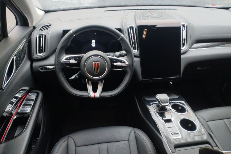 红旗HS3 PHEV 2024款 PHEV 115km 劲为版中控内饰13