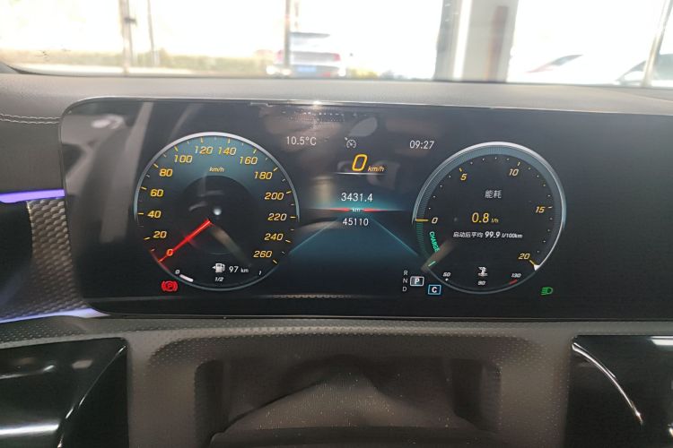 奔驰A级 2021款 A 200 L 运动轿车时尚型中控内饰14