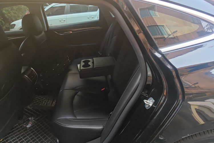 别克 君越 2021款 652T 豪华型中控内饰21