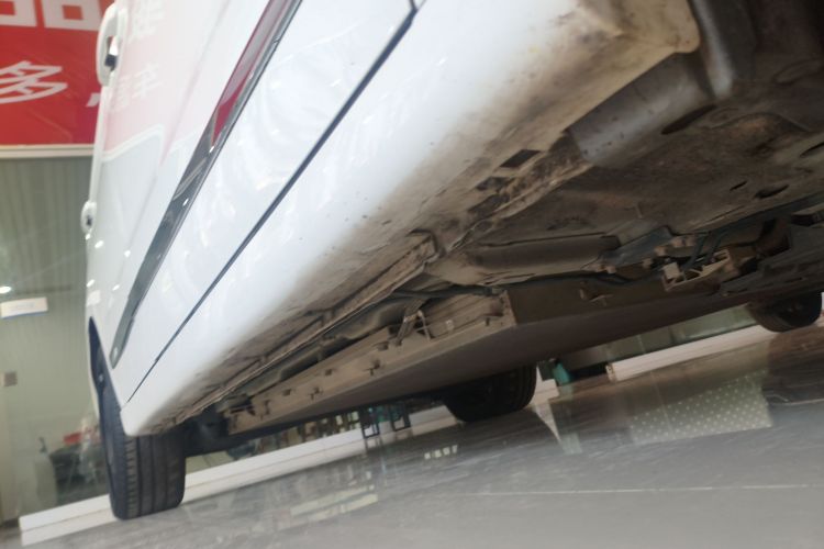 东风风神E70 2022款 500 超享版局部细节9001